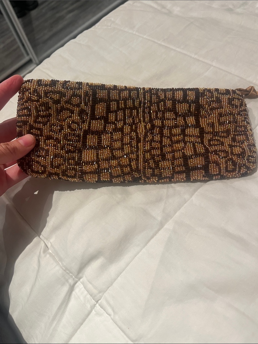 NWOT Neiman Marcus Cheetah🐆 Giraffe🦒 Brown & Gold Beaded Zip Clutch !